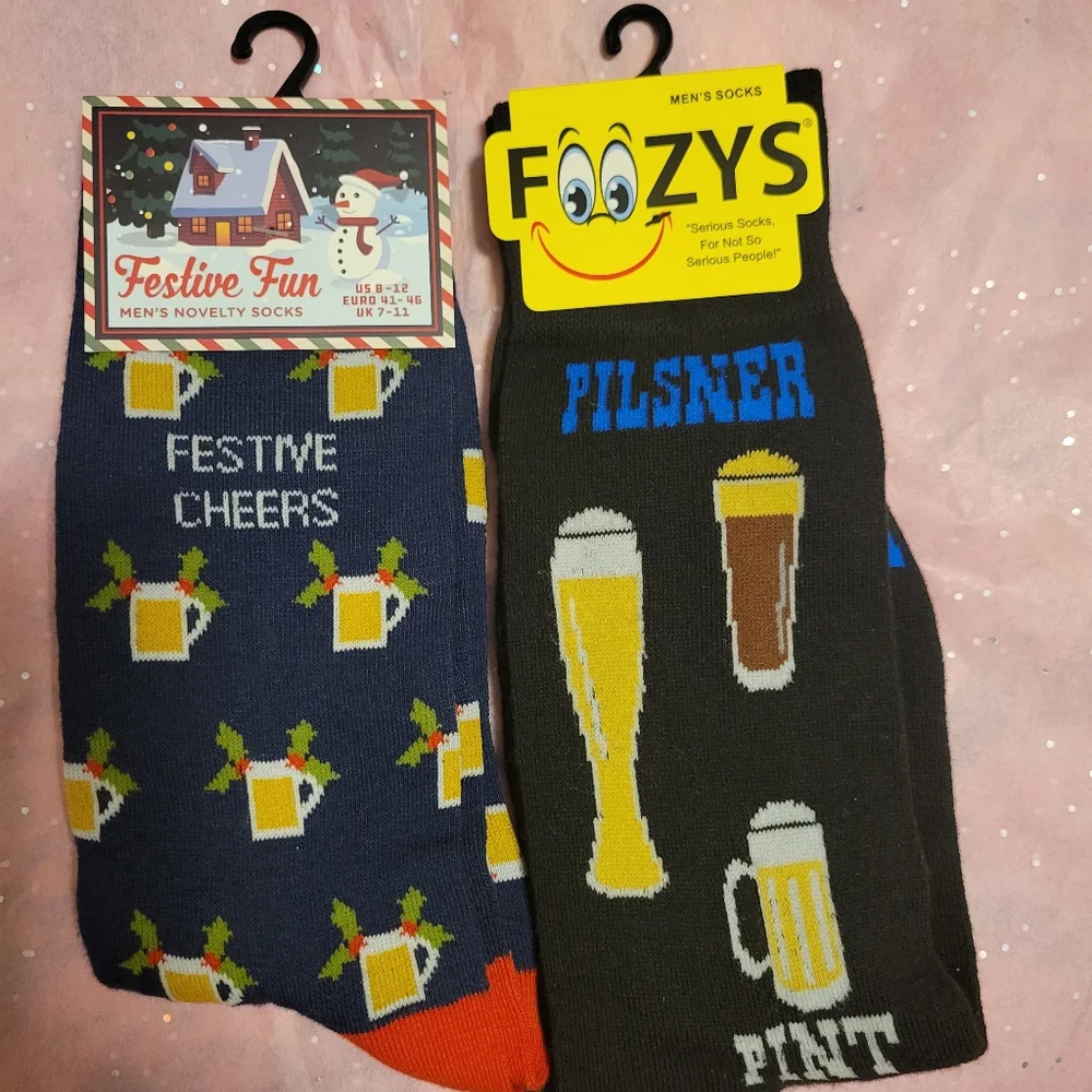Beer Socks (2 pr) & Bottle Cap Bank* ~ Festive & Fun! NWT  FINAL PRICE!